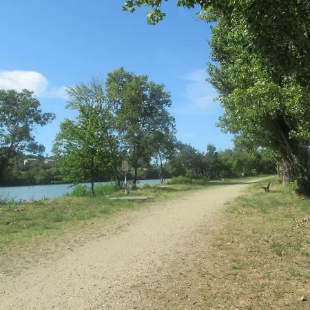 Les Rives De Campsite 3*