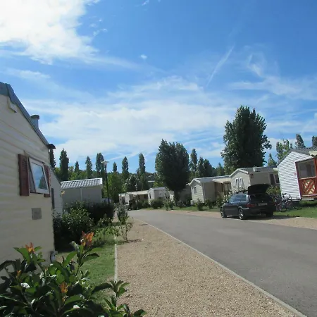 Campsite Les Rives De 3*