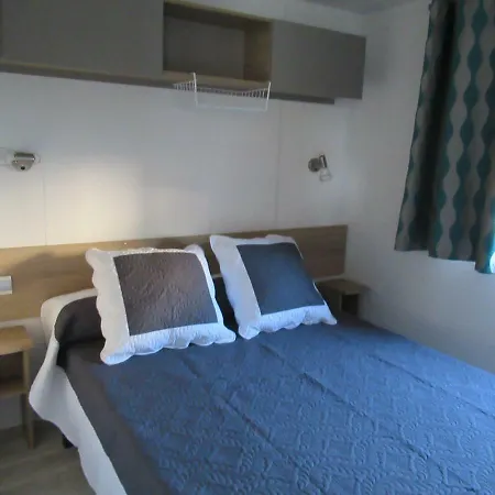 Campsite Les Rives De Condrieu